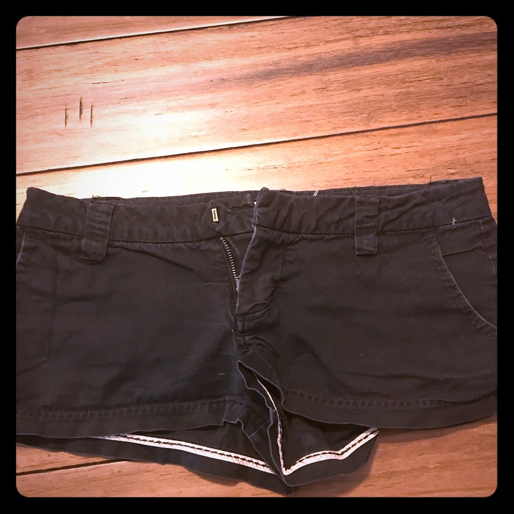 Black denim volcum shorts